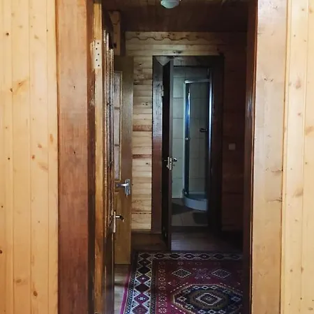 Villa Vyshenka Tatariv