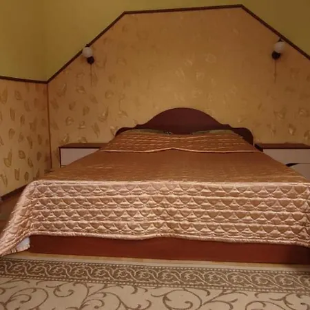 Villa Vyshenka Tatariw